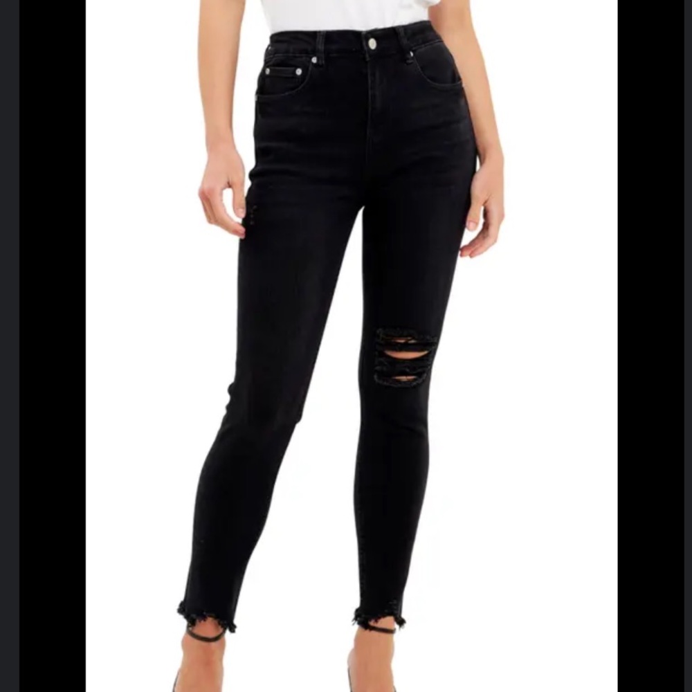 Fashion nova black ripped jeans nwt